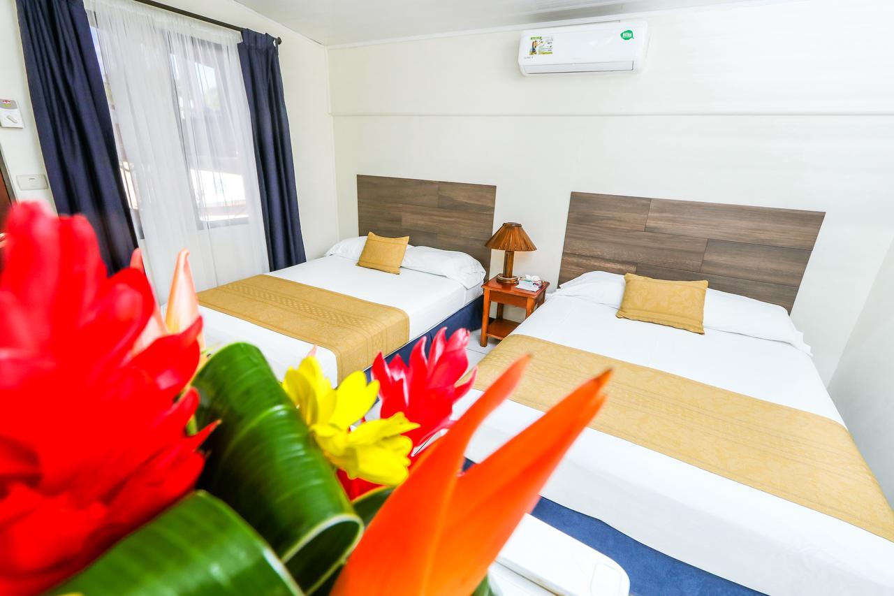Hotel Flor Blanca Мануэль-Антонио Экстерьер фото