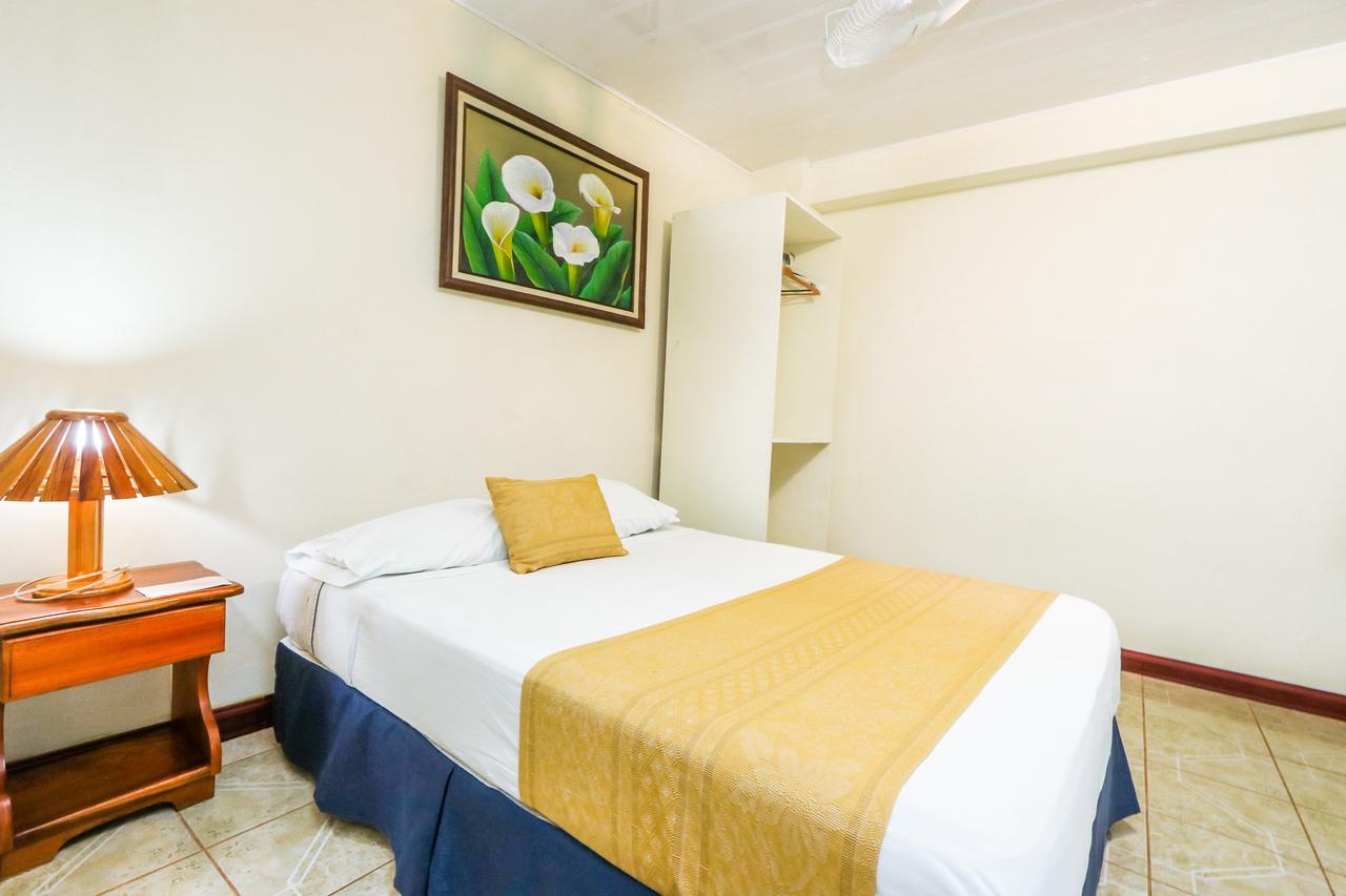 Hotel Flor Blanca Мануэль-Антонио Экстерьер фото