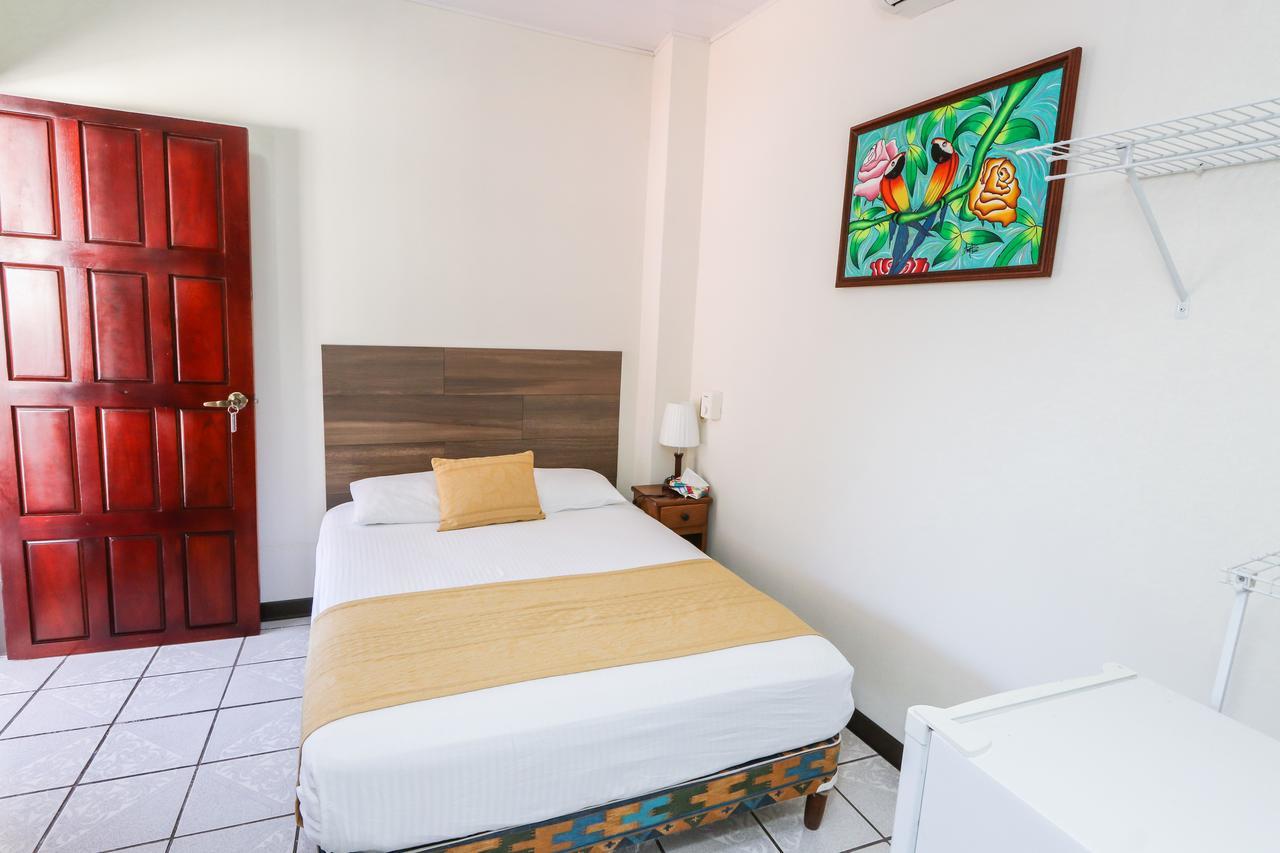 Hotel Flor Blanca Мануэль-Антонио Экстерьер фото