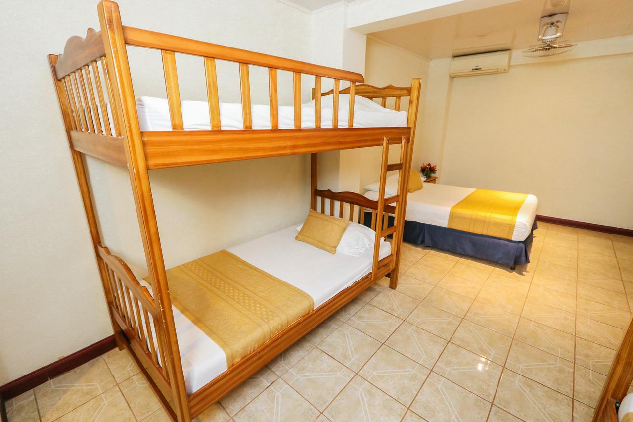 Hotel Flor Blanca Мануэль-Антонио Экстерьер фото