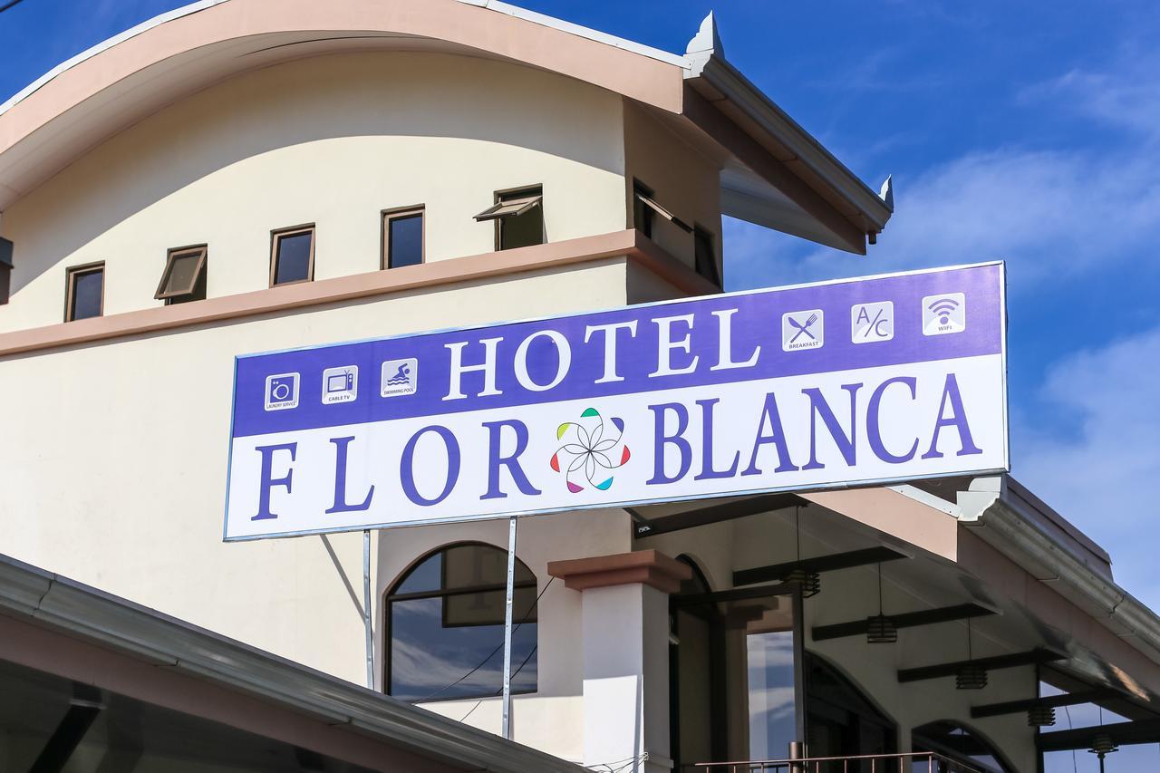 Hotel Flor Blanca Мануэль-Антонио Экстерьер фото