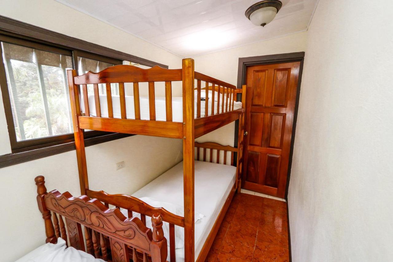Hotel Flor Blanca Мануэль-Антонио Экстерьер фото